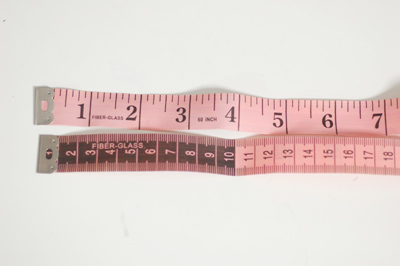 https://www.thethreadexchange.com/miva/graphics/00000001/sewing-tape-measure-pink.jpg